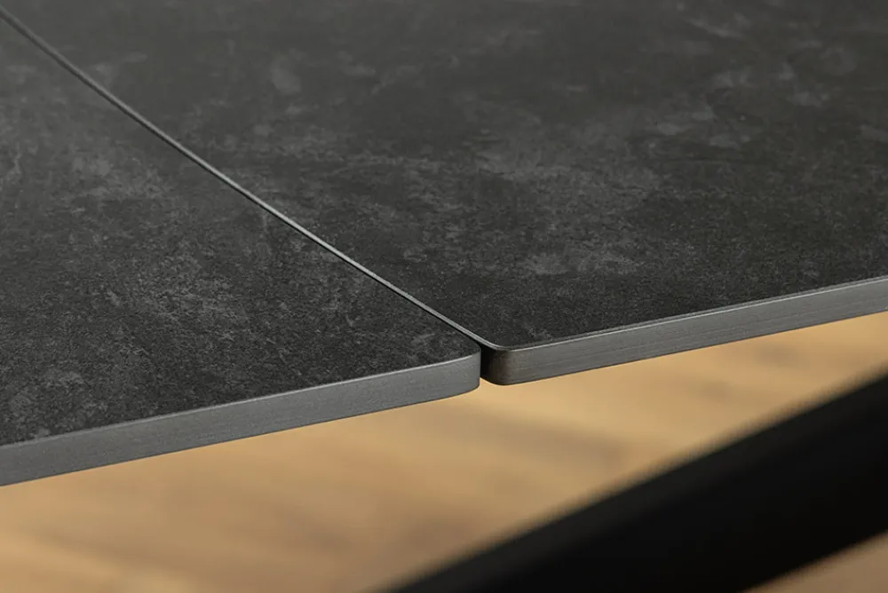 Riess-Ambiente Esstische > Ausziehbarer Esstisch COSMOS 160-240cm anthrazit Keramik schwarzes Metallgestell
