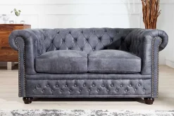 Riess-Ambiente 2-Sitzer Sofa > Chesterfield 2-Sitzer Sofa 150cm antik grau Microfaser Federkern Knopfheftung