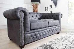 Riess-Ambiente 2-Sitzer Sofa > Chesterfield 2-Sitzer Sofa 150cm antik grau Microfaser Federkern Knopfheftung
