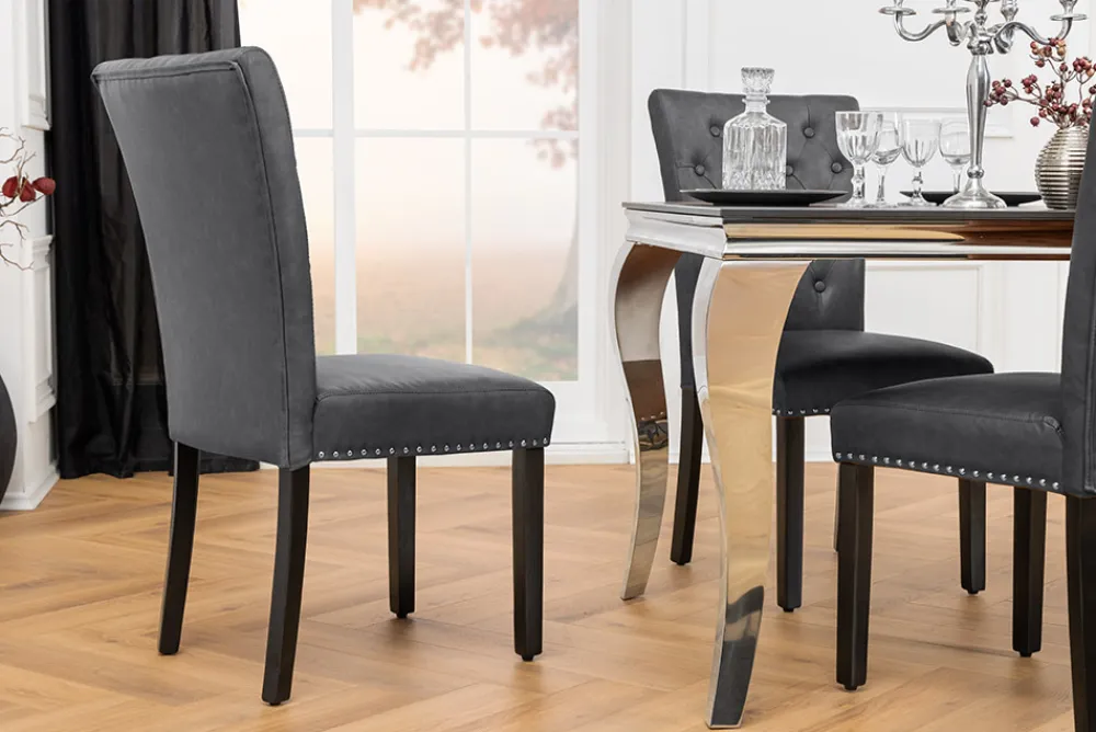 Riess-Ambiente Stühle > Chesterfield Stuhl CASTLE schwarz Kunstleder Gummiholz Ziernieten