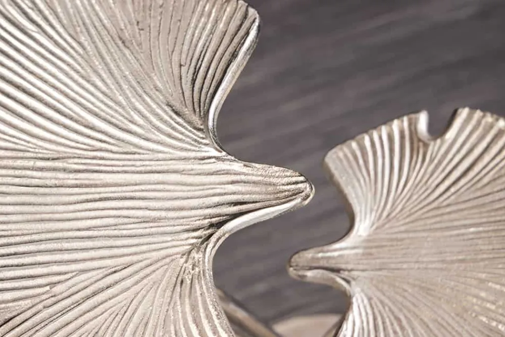 Riess-Ambiente Beistelltische > Dekorativer Beistelltisch GINKGO LEAFS 50cm silber handmade Metall