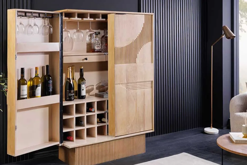 Riess-Ambiente Mehr...|Massivholzschränke > Design Barschrank ART DECO 140cm weiß gekälkt Mangoholz 3D-Front