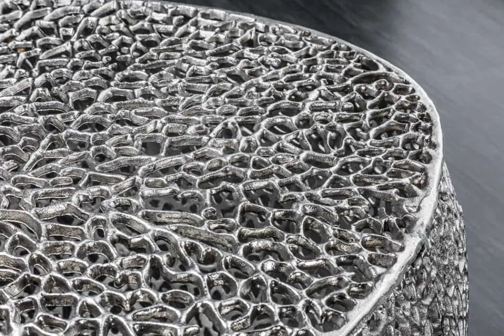 Riess-Ambiente Couchtische & Truhen > Design Couchtisch LEAF 130cm silber Metall-Aluminium-Legierung handmade
