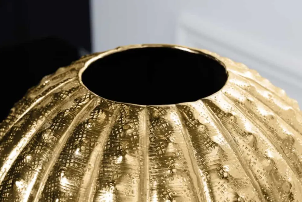 Riess-Ambiente Goldene Möbel|Vasen > Design Deko Vase ABSTRACT 30cm gold Handarbeit Hammerschlag