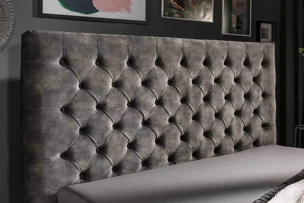 Riess-Ambiente Polsterbetten|Samt Möbel > Design Doppelbett PARIS 160x200cm grau Samt Chesterfield Polsterbett