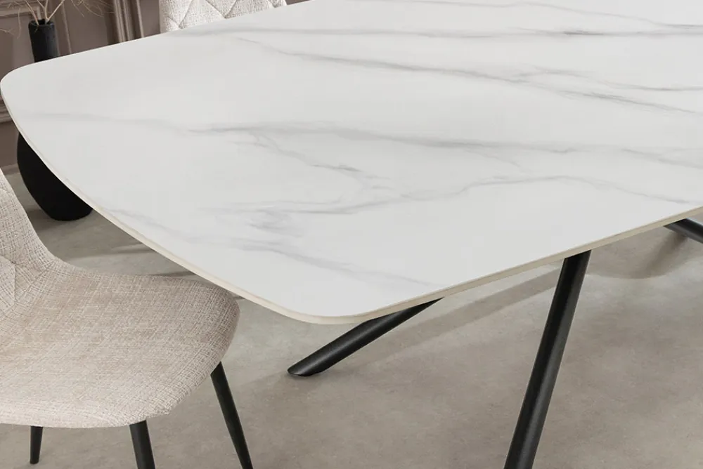 Riess-Ambiente Esstische > Design Esstisch OSAKA 160cm weiß Keramik schwarz Sterngestell Metall