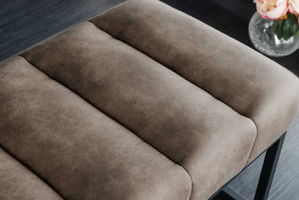 Riess-Ambiente Sitzbänke > Design Sitzbank PETIT BEAUTÉ 110cm vintage taupe Microfaser schwarzes Metallgestell
