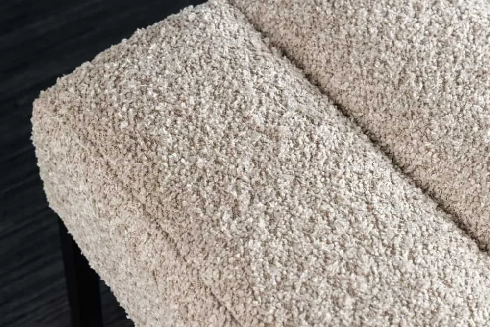 Riess-Ambiente Sitzbänke > Design Sitzbank PETIT BEAUTÉ 110cm champagner greige Bouclé schwarzes Metallgestell