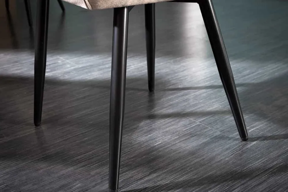 Riess-Ambiente Stühle|Samt Möbel > Design Stuhl MILANO champagner beige Samt mit Armlehne gepolstert schwarze Metallbeine