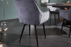 Riess-Ambiente Stühle|Samt Möbel > Design Stuhl MILANO grau Samt mit Armlehne Ziersteppung gepolstert schwarze Metallbeine