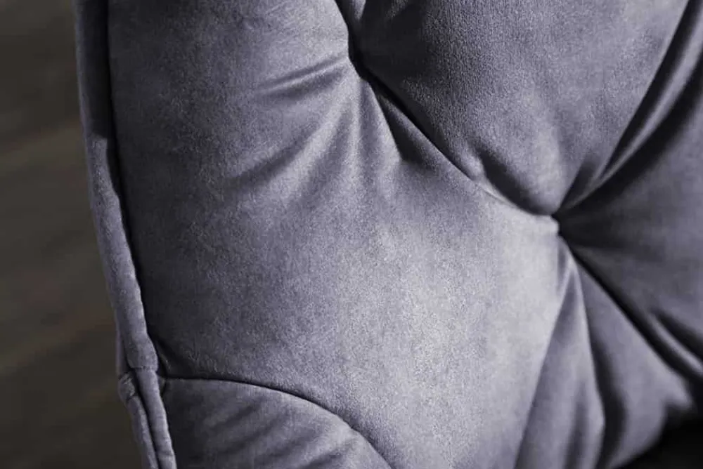 Riess-Ambiente Stühle|Samt Möbel > Design Stuhl MILANO grau Samt mit Armlehne Ziersteppung gepolstert schwarze Metallbeine