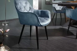 Riess-Ambiente Stühle|Samt Möbel > Design Stuhl MILANO petrol Samt mit Armlehne Ziersteppung gepolstert schwarze Metallbeine