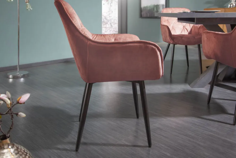 Riess-Ambiente Stühle|Samt Möbel > Design Stuhl MILANO rost braun Samt mit Armlehne Ziersteppung gepolstert schwarze Metallbeine