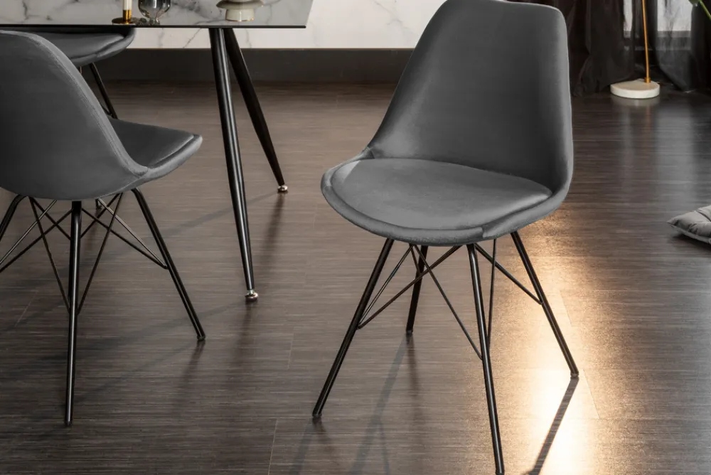 Riess-Ambiente Skandinavisch|Industrial Loft > Design Stuhl SCANDINAVIA MEISTERSTÜCK grau Samt schwarze Metallbeine