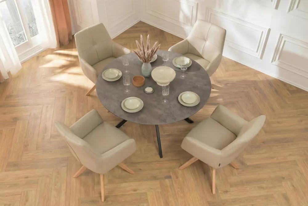 Riess-Ambiente Skandinavisch|Stühle > Drehbarer Stuhl ALMARA beige sand Echtleder 360° Taschenfederkern natur Eiche Massivholz