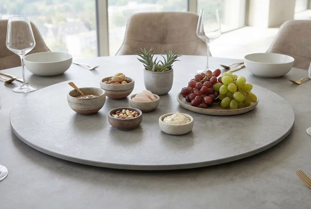 Riess-Ambiente Dekoration > Drehbare Servierplatte SIGNATURE 60cm grau Keramik rund