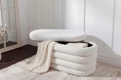 Riess-Ambiente Sitzbänke > Extravagante Polsterbank VOGUE 85cm weiß Bouclé Sitzbank mit Stauraum
