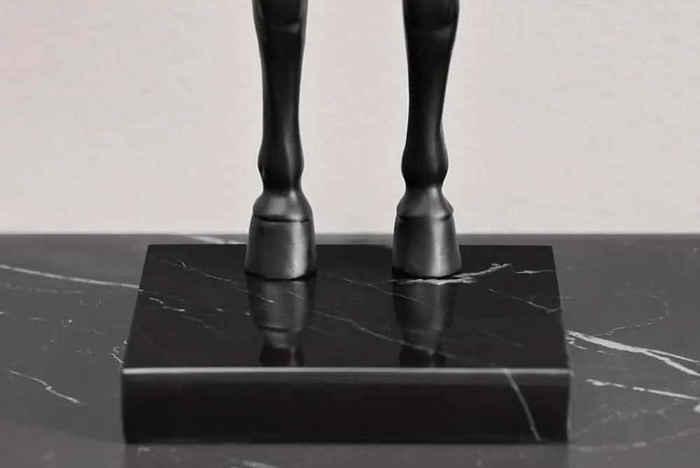 Riess-Ambiente Tischlampen > Extravagante Tischlampe BLACK BEAUTY 75cm schwarz gold Pferde-Skulptur