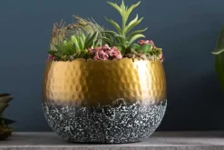 Riess-Ambiente Goldene Möbel|Schalen > Handgearbeitete Deko Schale ORIENT 19cm gold mit Patina im Classic Hammerschlag Design