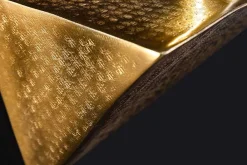 Riess-Ambiente Wandregale|Goldene Möbel > Handgefertigtes Wandregal PYRAMID 40cm gold antik Metall Hammerschlag Design