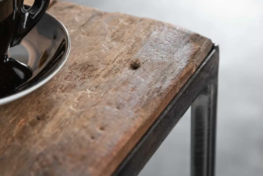 Riess-Ambiente Mehr...|Massivholztische > Industrial Beistelltisch BARRACUDA 40cm recyceltes Massivholz mit geflexten Beinen