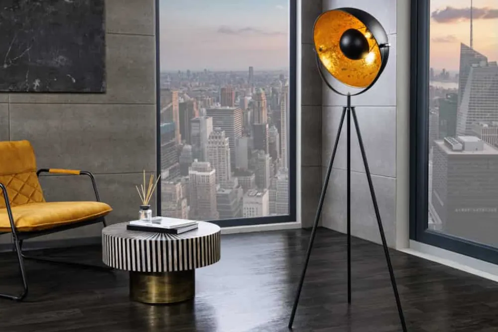 Riess-Ambiente Goldene Möbel|Industrial Loft > Industrial Stehlampe STUDIO 150cm schwarz Blattgold-Optik neigbarer Schirm