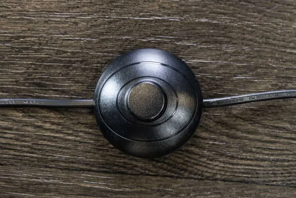 Riess-Ambiente Industrial Loft|Retro Möbel > Industrial Stehlampe STUDIO 150cm schwarz Blattsilber-Optik neigbarer Schirm