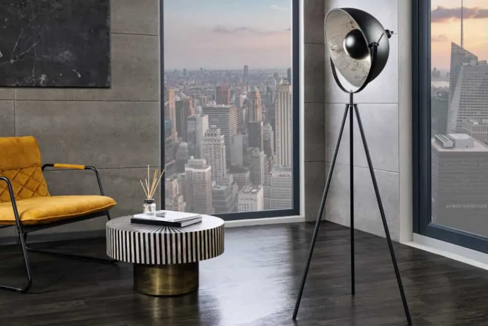 Riess-Ambiente Industrial Loft|Retro Möbel > Industrial Stehlampe STUDIO 150cm schwarz Blattsilber-Optik neigbarer Schirm