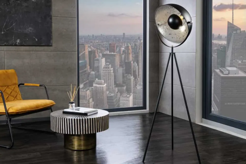 Riess-Ambiente Industrial Loft|Retro Möbel > Industrial Stehlampe STUDIO 150cm schwarz Blattsilber-Optik neigbarer Schirm