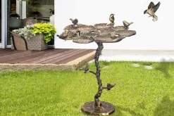 Riess-Ambiente Goldene Möbel|Beistelltische > In- und Outdoor Beistelltisch BIRDS 65cm messing antik Blatt-Design wetterfest Vogel-Skulptur
