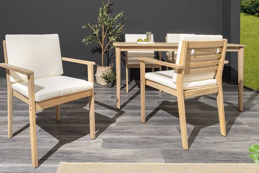 Riess-Ambiente Mehr...|Massivholz Gartenmöbel > Massiver Gartenstuhl KOPENHAGEN natur Akazienholz beige Outdoor inkl. Kissen