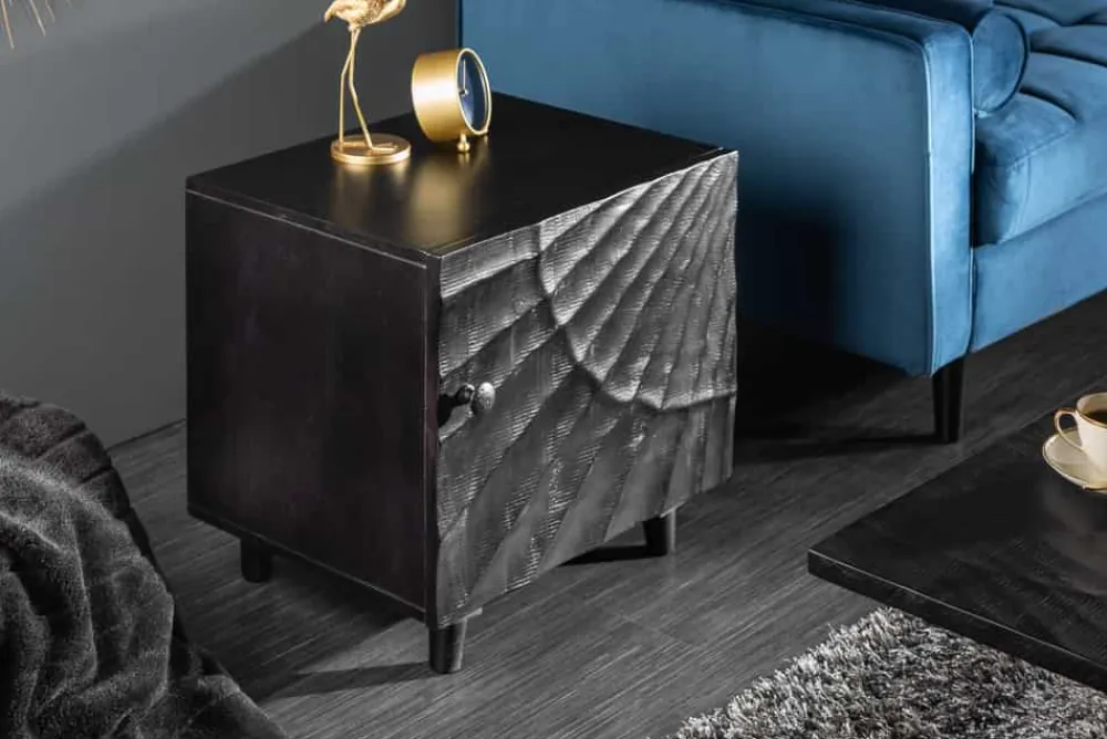 Riess-Ambiente Mehr...|Massivholztische > Massiver Nachttisch SCORPION 50cm schwarz Mangoholz Beistelltisch mit 3D Schnitzereien