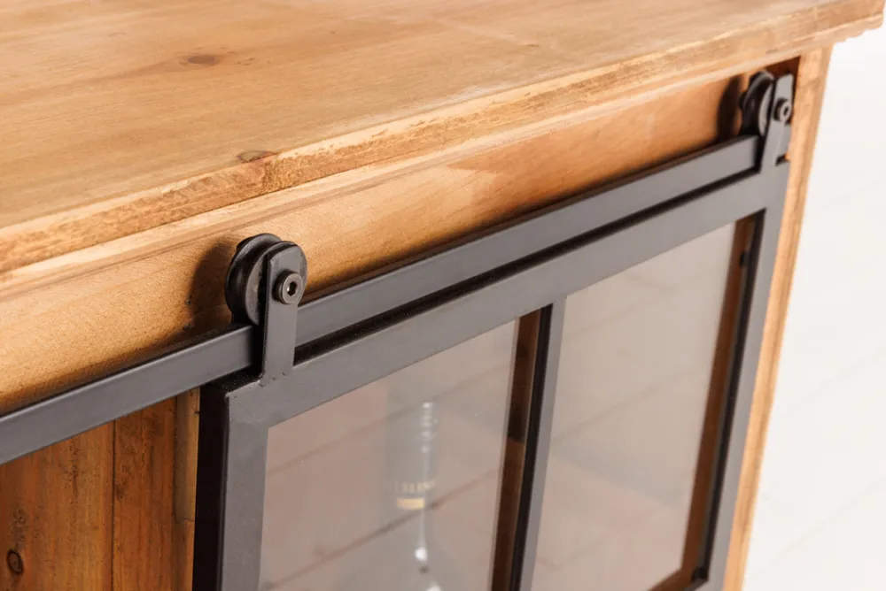 Riess-Ambiente Tv- & Lowboards|Industrial Loft > Massives Lowboard HERITAGE 160cm natur Pinie Industrial-Türen Metall Vitrine
