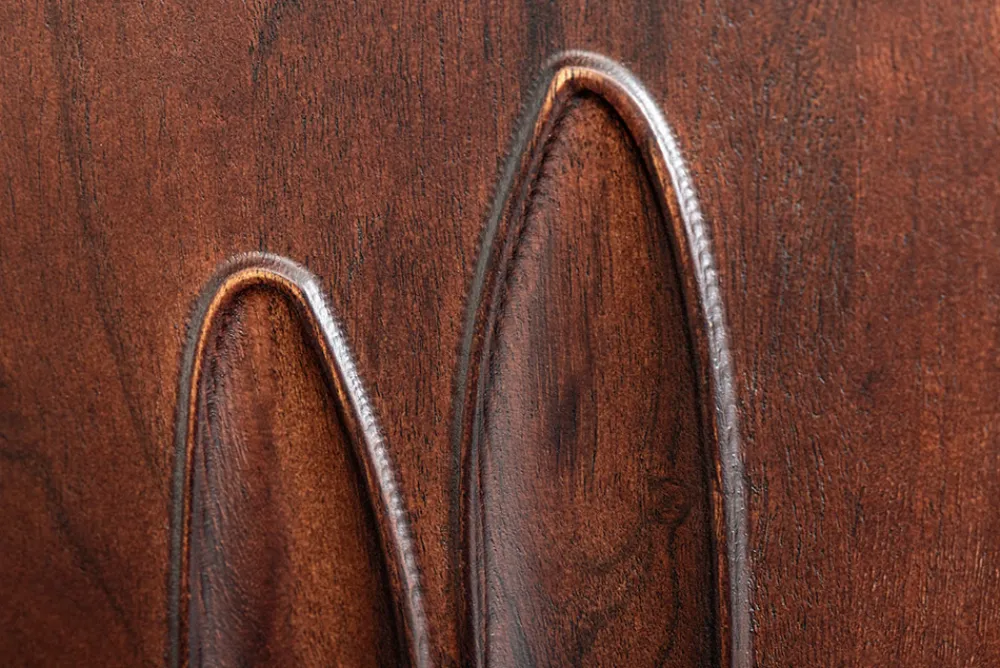 Riess-Ambiente Retro Möbel|Sideboards & Kommoden > Massives Sideboard DUNE 175cm walnuss-braun Akazienholz 3D-Design schwarz Metall