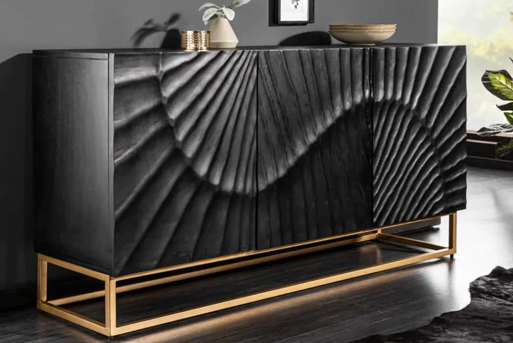 Riess-Ambiente Mehr...|Goldene Möbel > Massives Sideboard SCORPION 140cm schwarz Mangoholz aufwendige 3D Schnitzereien