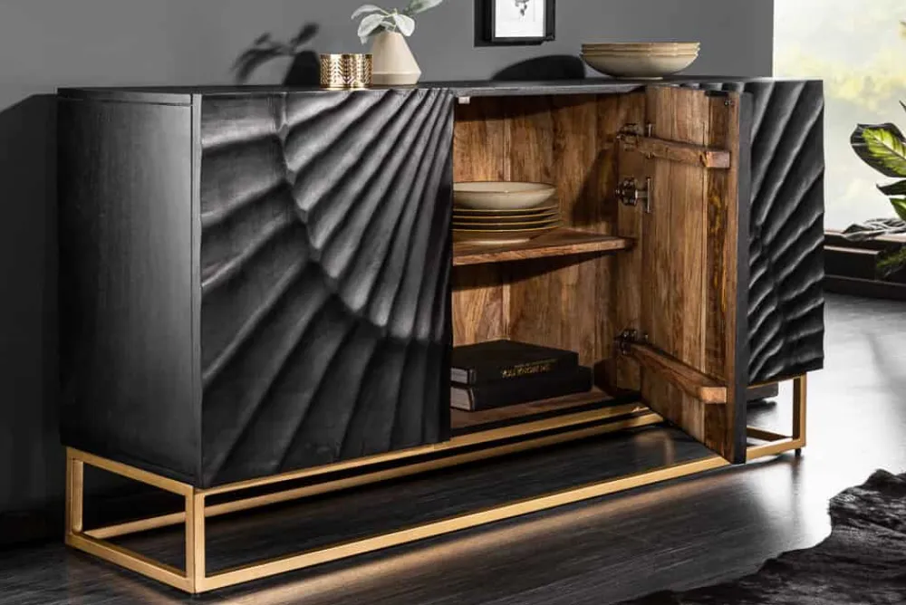 Riess-Ambiente Mehr...|Goldene Möbel > Massives Sideboard SCORPION 140cm schwarz Mangoholz aufwendige 3D Schnitzereien