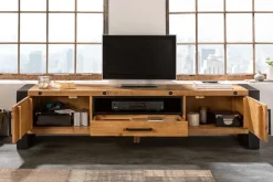 Riess-Ambiente Mehr...|Industrial Loft ><noscript><img width=