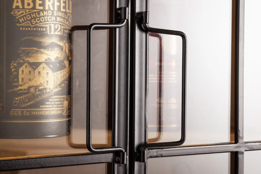 Riess-Ambiente Highboards|Industrial Loft > Massive Vitrine SEVEN SEAS 150cm natur Pinie Industrial-Türen Metall Barschrank