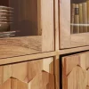 Riess-Ambiente Highboards|Vitrinen > Massivholz Highboard MYSTIC LIVING 140cm Akazie natur Vitrine 3D-Oberfläche