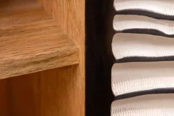 Riess-Ambiente Mehr...|Massivholzschränke > Massivholz Highboard ZEN CIRCLES 120cm weiß schwarz Mangoholz 3D-Design Metall gold