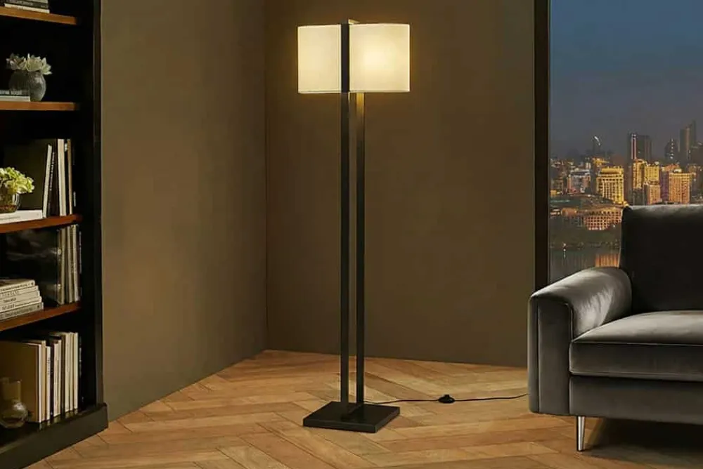 Riess-Ambiente Stehleuchten > Minimalistische Stehlampe COLLEEN 160cm weiß schwarz Stoffschirm mit Metallfuß