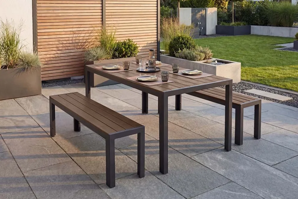 Riess-Ambiente Sitzbänke|Gartenbänke > Moderne Gartenbank DESIGNO 130cm dunkelbraun schwarz Aluminium wetterfest Outdoor Sitzbank