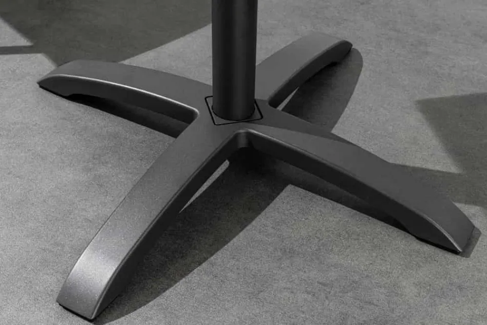 Riess-Ambiente Beistelltische|Skandinavisch > Moderner Bistrotisch DESIGNO 70cm schwarz Aluminium wetterfest Outdoor Gartentisch