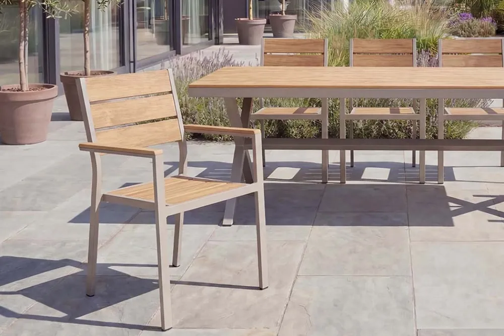 Riess-Ambiente Gartenstühle > Moderner Gartenstuhl DESIGNO 90cm natur greige Aluminium stapelbar wetterfest