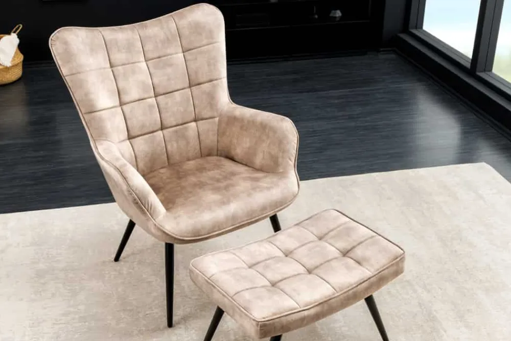Riess-Ambiente Skandinavisch|Loungesessel > Moderner Sessel SCANDINAVIA champagner beige Samt schwarze Metallbeine mit Armlehne