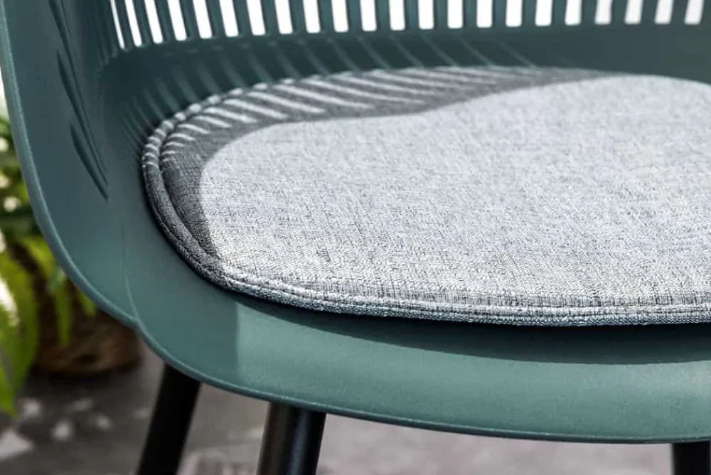 Riess-Ambiente Skandinavisch|Retro Möbel > Moderner Stuhl SIGNUM salbei schwarz Kunststoff Gartenstuhl Indoor Outdoor mit Armlehnen