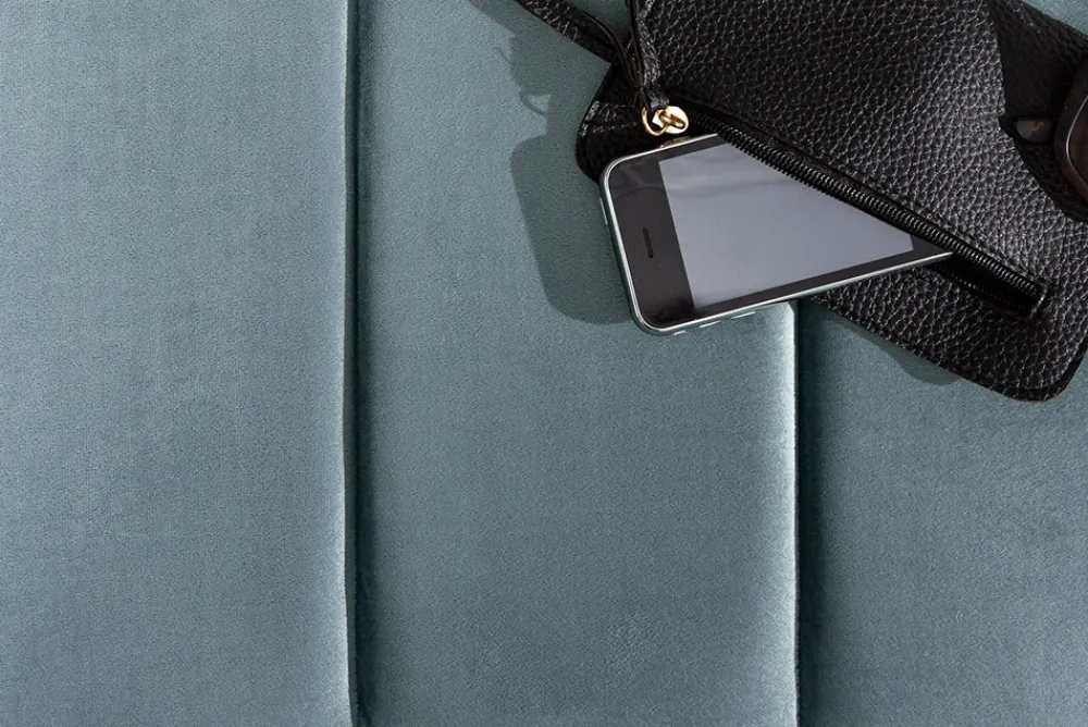 Riess-Ambiente Sitzbänke|Samt Möbel > Moderne Sitzbank PETIT BEAUTÉ 110cm salbei mint Samt schwarzes Gestell