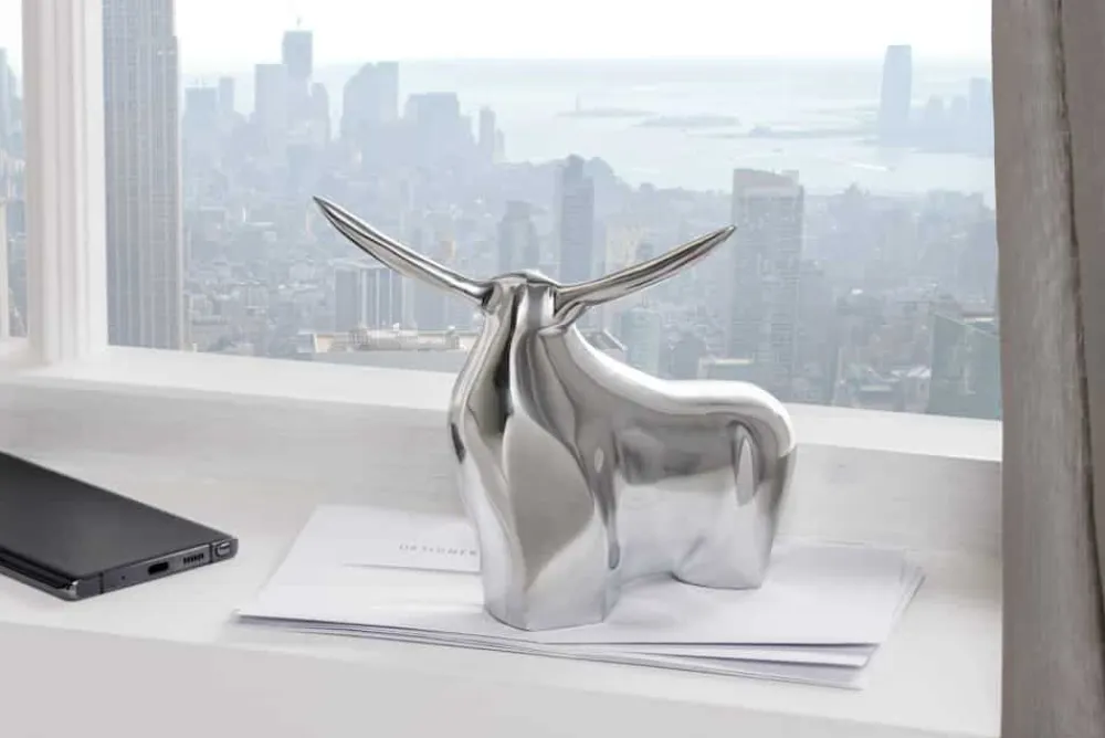 Riess-Ambiente Dekoration > Moderne Skulptur BIG BULL silber Aluminium Dekoration Stierfigur Briefbeschwerer