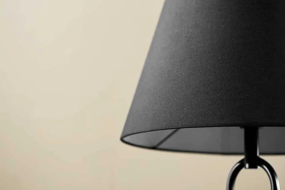 Riess-Ambiente Industrial Loft|Stehleuchten > Moderne Stehlampe Beistelltisch SERVANT 175cm schwarz Metall rund