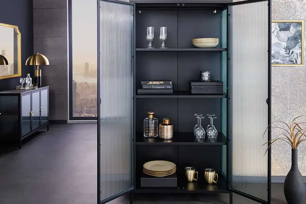 Riess-Ambiente Vitrinen|Highboards > Moderne Vitrine AMSTERDAM 160cm schwarz gold Riffelglas Metall Highboard Schrank
